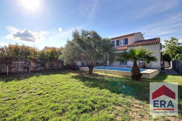 Maison familiale Sorgues 5 pièces - 4 chambres - Suite parentale - Piscine - Garage 120m²