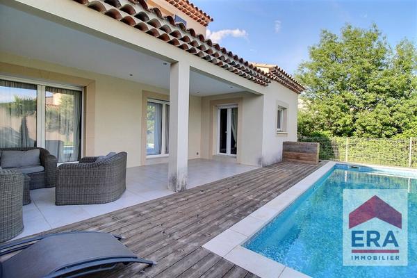 Maison familiale Sorgues 5 pièces - 4 chambres - Suite parentale - Piscine - Garage 120m²