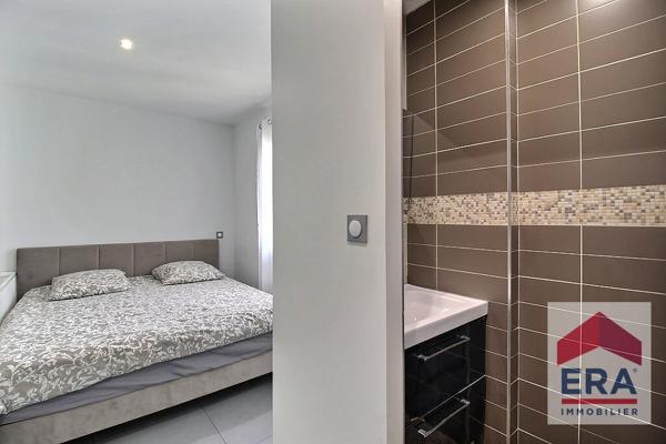 Maison familiale Sorgues 5 pièces - 4 chambres - Suite parentale - Piscine - Garage 120m²