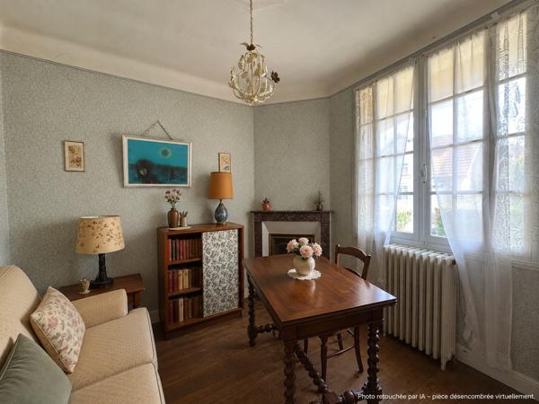 Maison de caractère avec jardin et garage