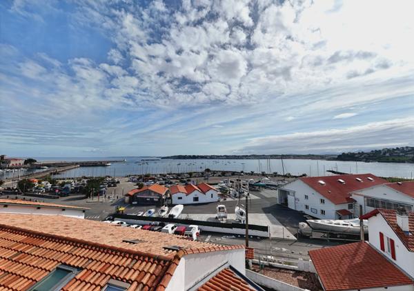 Ciboure Socoa – Appartement T3 dernier étage, vue mer et Fort de Socoa, terrasse et box