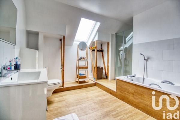 Maison à vendre 7 pièces 208 m² Magny-en-Vexin