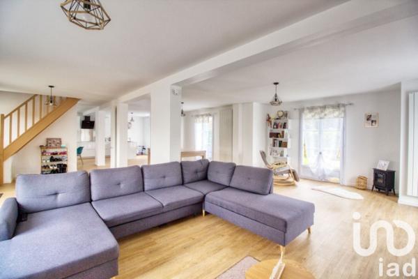 Maison à vendre 7 pièces 208 m² Magny-en-Vexin