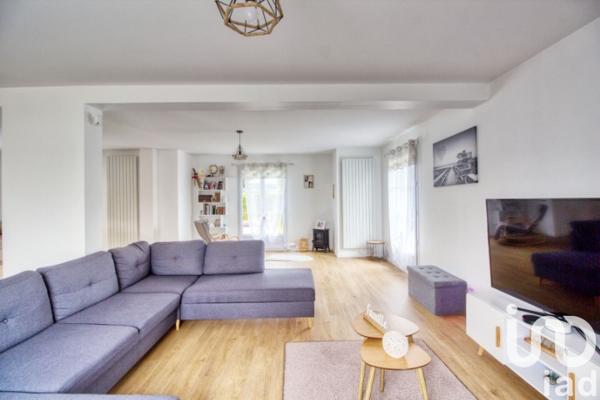 Maison à vendre 7 pièces 208 m² Magny-en-Vexin