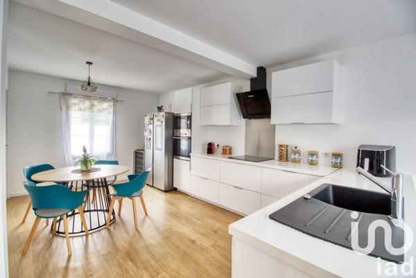 Maison à vendre 7 pièces 208 m² Magny-en-Vexin