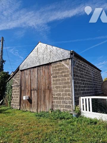 Grange raccordée eau + électricité