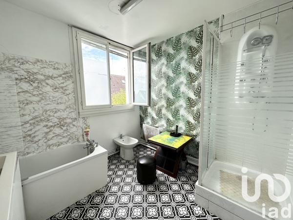 Maison à vendre 7 pièces 141 m² Vaux-le-Pénil