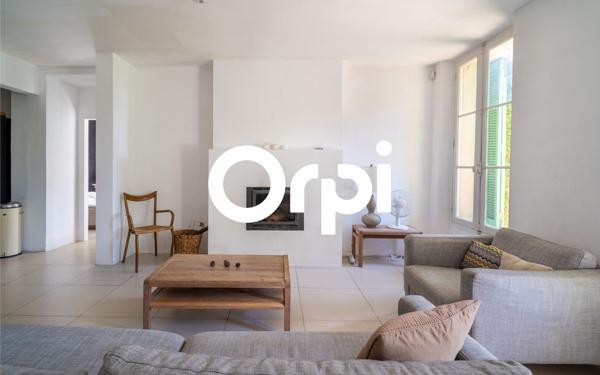 Appartement à vendre    3 pièces • 81,20 m2 Carqueiranne