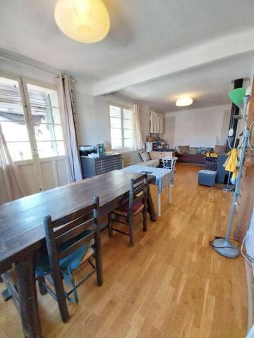 Maison centre - ville , ideale grande famille, entrepreneurs ou investisseurs