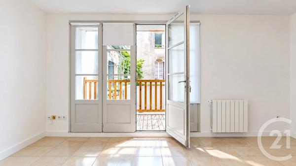 Appartement F2 à vendre  2 pièces - 40 m 2   BAYONNE  - 64