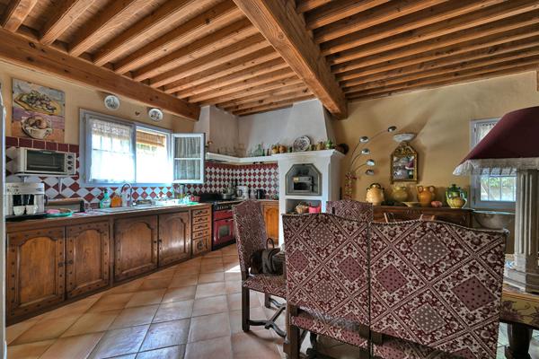 Elégance intemporelle d’une maison provençale