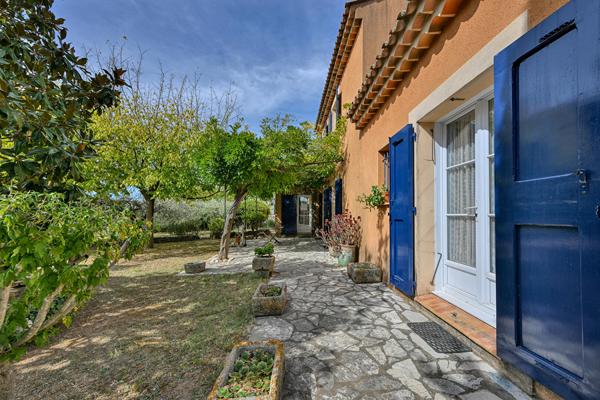 Elégance intemporelle d’une maison provençale
