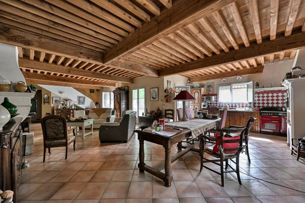 Elégance intemporelle d’une maison provençale