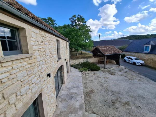 Villa à vendre à Salignac-Eyvigues en Dordogne (24590), ref : 18113/123