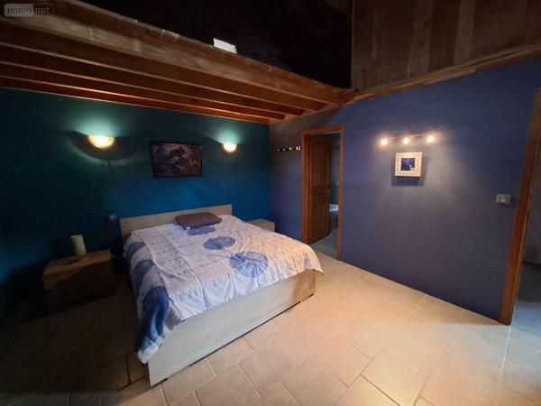 Villa à vendre à Salignac-Eyvigues en Dordogne (24590), ref : 18113/123