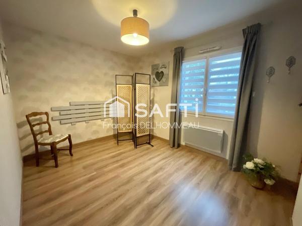 Maison de plain-pied 132m2, 3 chambres, 1 bureau à MOUILLERON LE CAPTIF