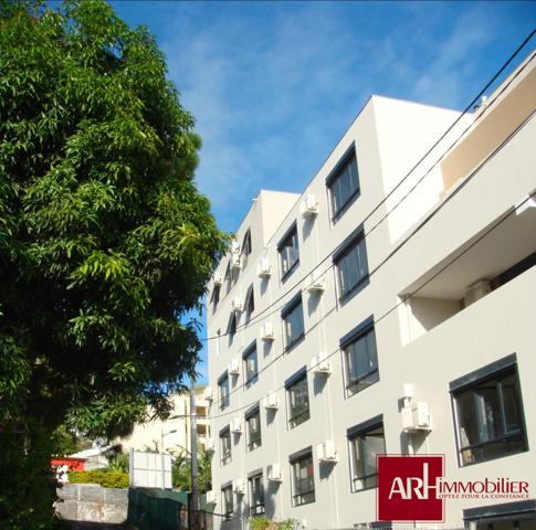 A vendre beau F1 au calme - loué - Bas des Rampes de St François - Saint-Denis