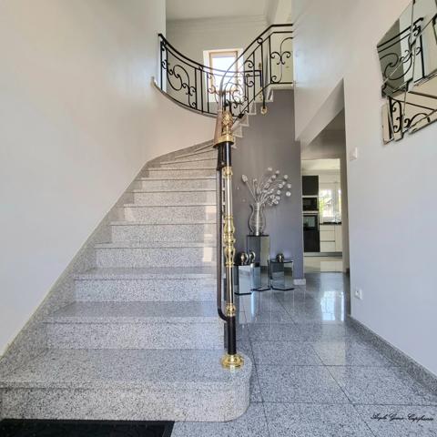 Maison individuelle à vendre 5 pièces GAGNY Terrain 359 m2 proche RER E (93)
