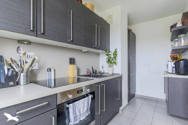 Appartement à vendre |                                       Ecquevilly |                                        3 pièces  |  61 m²