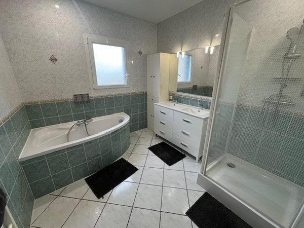 Maison traditionnelle à louer, 5 pièces - Merignac 33700