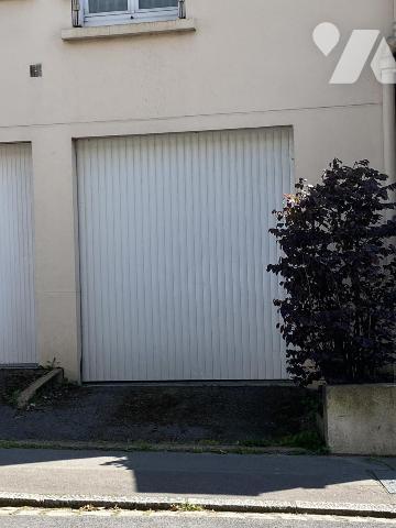 Nantes Saint Félix Au calme de son impasse maison ancienne avec jardin