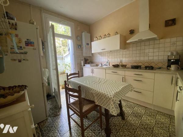 Nantes Saint Félix Au calme de son impasse maison ancienne avec jardin