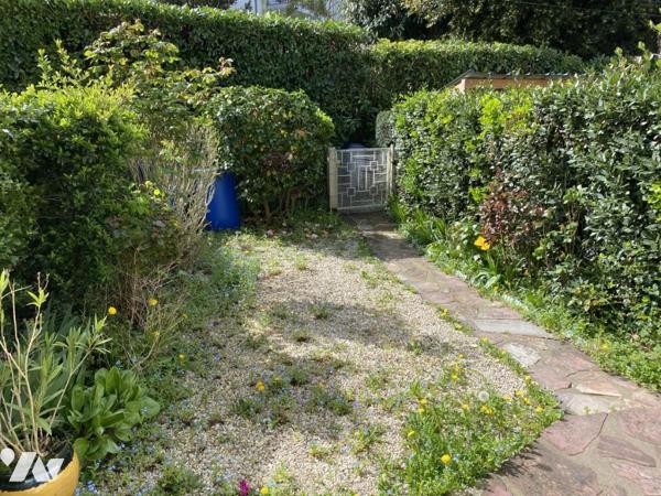 Nantes Saint Félix Au calme de son impasse maison ancienne avec jardin