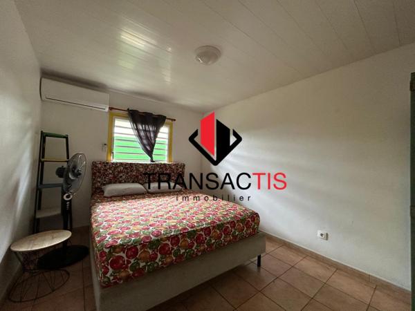 Hangar + 3T2 à vendre sur Matoury