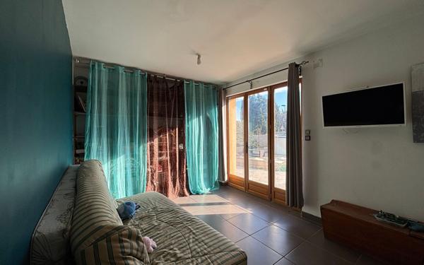 Maison à vendre    5 pièces • 207 m2 Espira-de-l'Agly