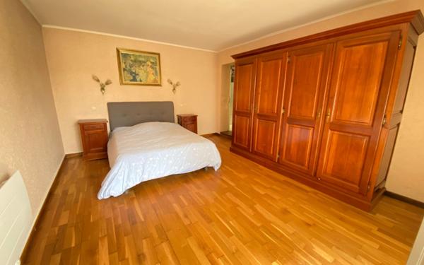 Maison à vendre    6 pièces •  Montauban