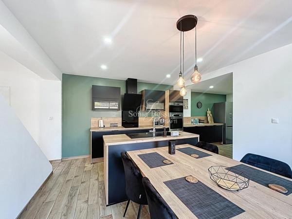 EXCLUSIVITE ROUVROY VILLAGE MAISON INDIVIDUELLE 2 CHAMBRES GARAGE JARDIN