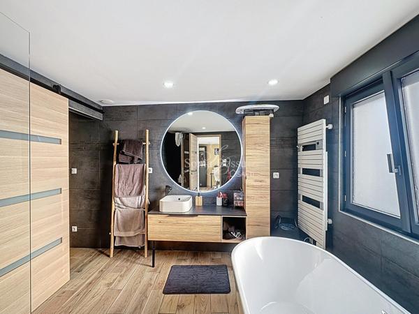 EXCLUSIVITE ROUVROY VILLAGE MAISON INDIVIDUELLE 2 CHAMBRES GARAGE JARDIN