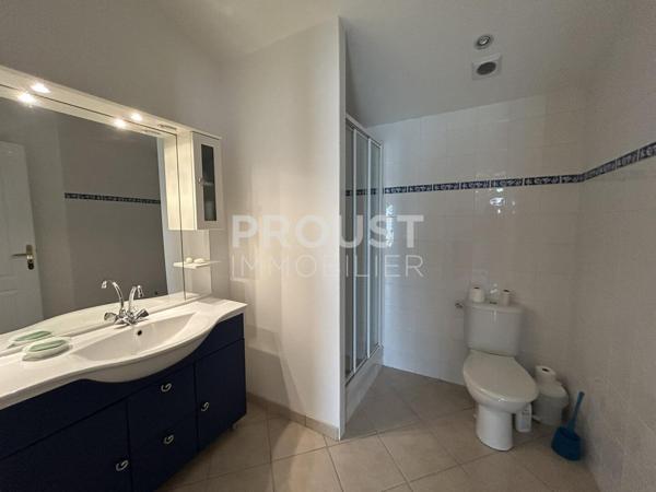 Exclusivité Saint Symphorien ensemble de deux maisons avec jardin et garage