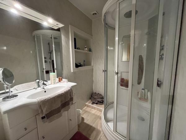 Maison à vendre |  Saint-Pierre-de-Juillers |  4 pièces | 74 m²