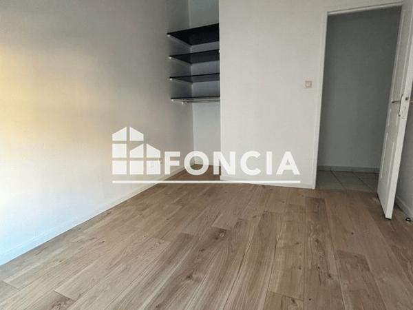 Location Appartement 3 pièces 50.9 m² - 13 RUE PIERRE ET MARIE CURIE Saint Etienne 42000