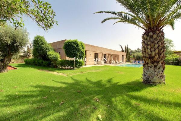 À vendre villa de plain-pied sur la route de l'Ourika à Marrakech