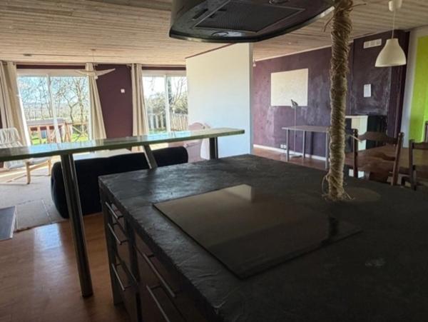 PLAISANCE(32) proche: au bout du chemin , SANS VOISIN, belle VUE, belle MAISON 174m2 économique, écologique, sur 15000m2 de terrain plat, dominant,