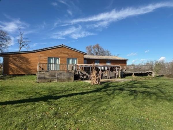 PLAISANCE(32) proche: au bout du chemin , SANS VOISIN, belle VUE, belle MAISON 174m2 économique, écologique, sur 15000m2 de terrain plat, dominant,