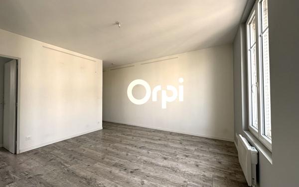 Appartement à louer    3 pièces • 9,62 m2 Soissons