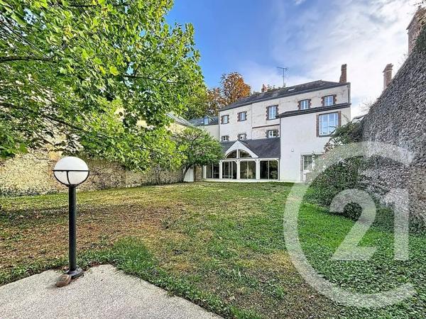 Maison à vendre  10 pièces - 330 m 2   LAVAL  - 53