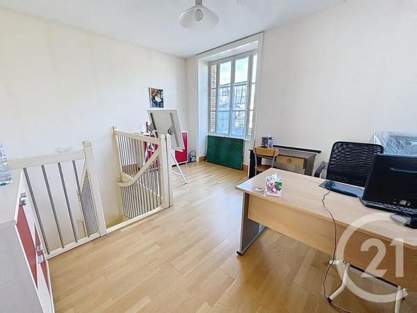 Maison à vendre  10 pièces - 330 m 2   LAVAL  - 53