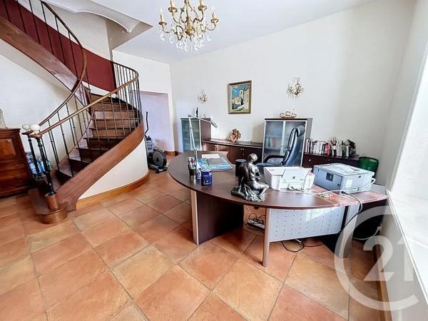 Maison à vendre  10 pièces - 330 m 2   LAVAL  - 53