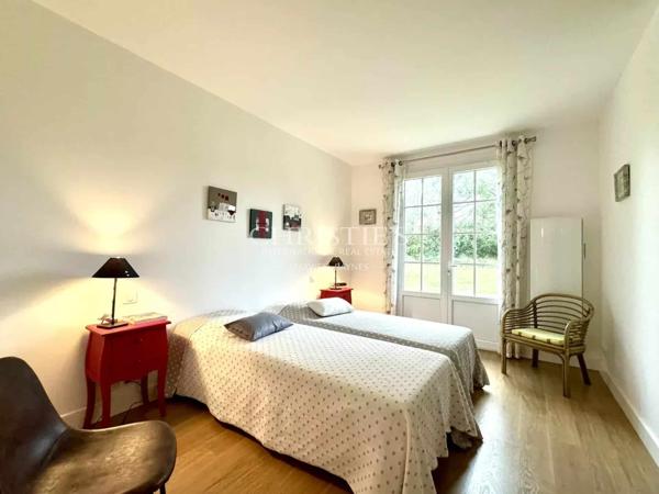 Villa au sein d’un parc privé, proche plage – Saint-Palais-sur-Mer