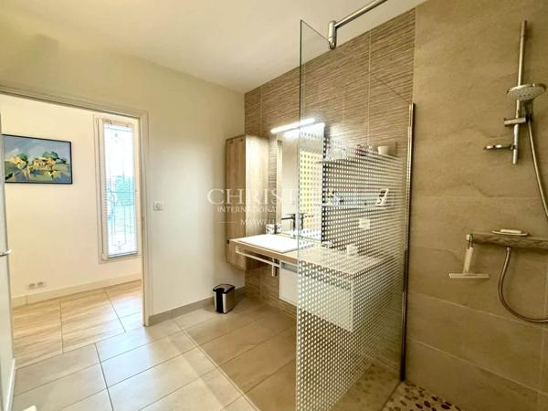 Villa au sein d’un parc privé, proche plage – Saint-Palais-sur-Mer