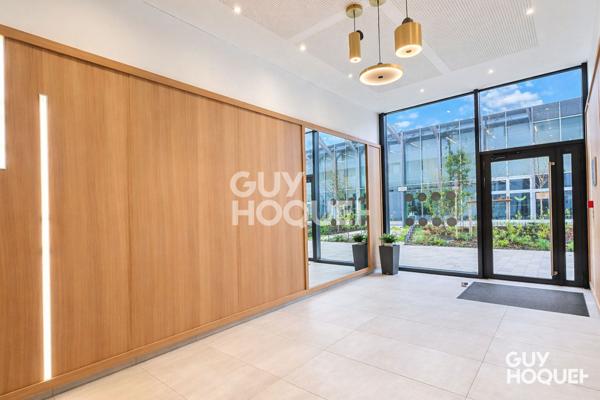 2 PIÈCES DE STANDING + TERRASSE + PARKING