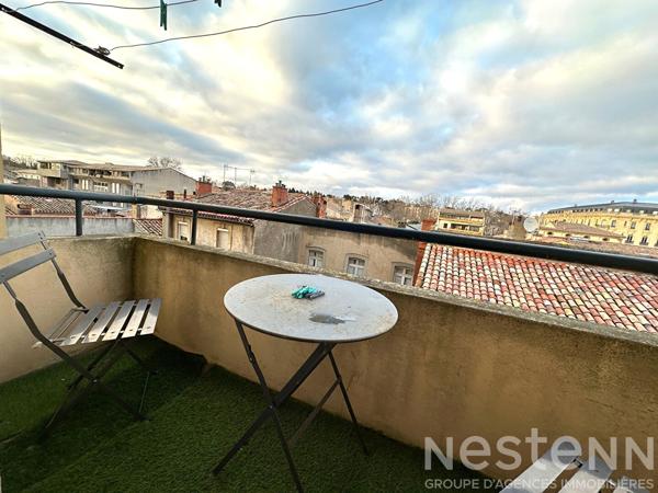 Location appartement T3 meublé centre-ville proche gare SNCF avec ascenseur et balcon à Carcassonne