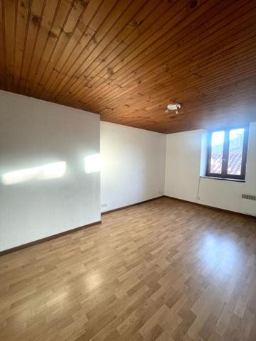 PAMIERS - A LOUER - APPARTEMENT DE TYPE 2
