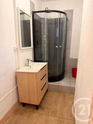 Appartement T3 à vendre  3 pièces - 62,90 m 2   TOULON  - 83