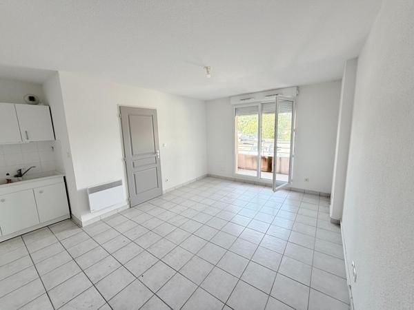 Appartement T2 avec balcon et parking