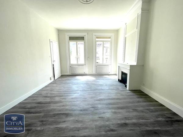 Appartement à louer 3 pièces 115.16m²